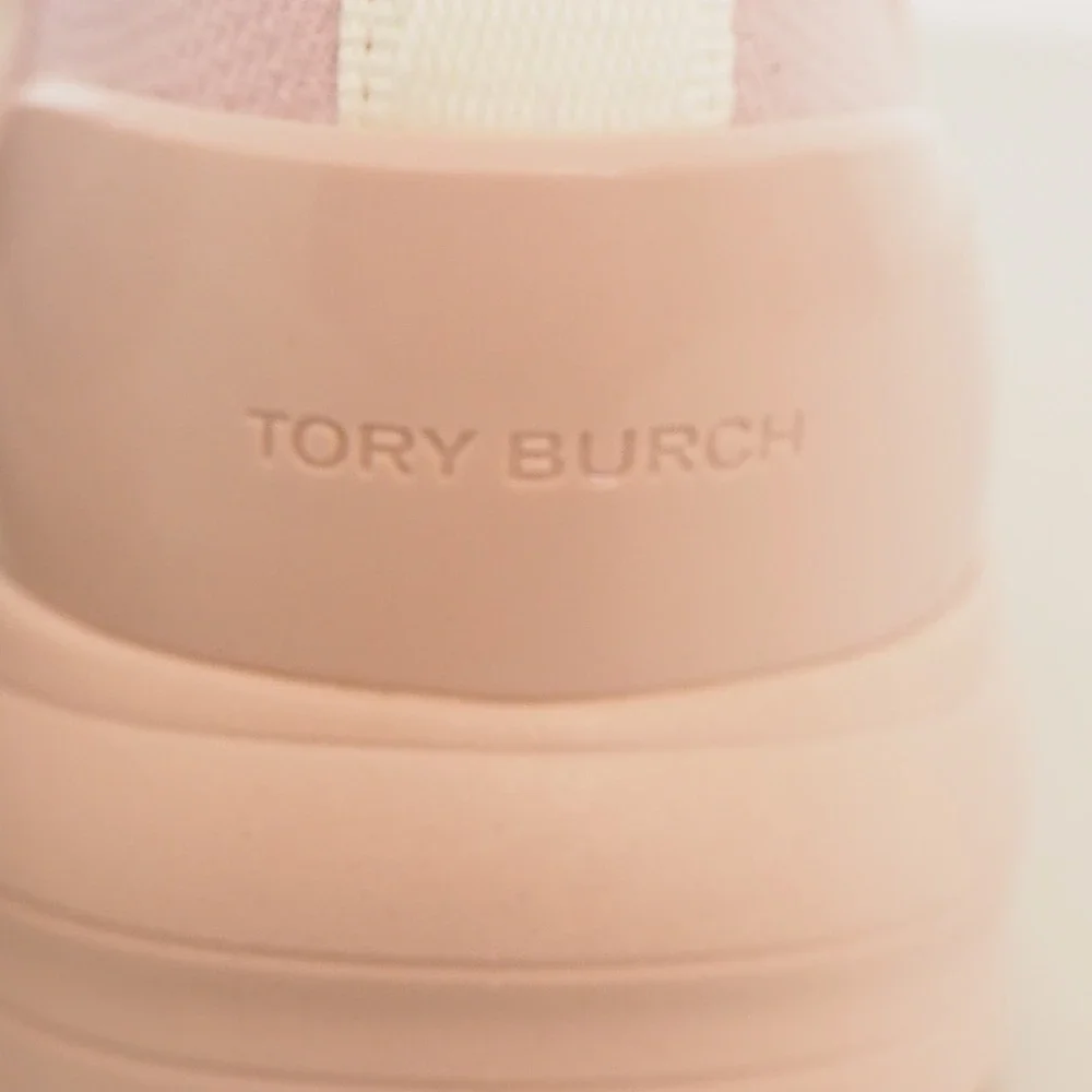 NWOB Tory Burch T Sock Knit Runner Designer‎ Sneakers Pink 136629 Women's 9.5M